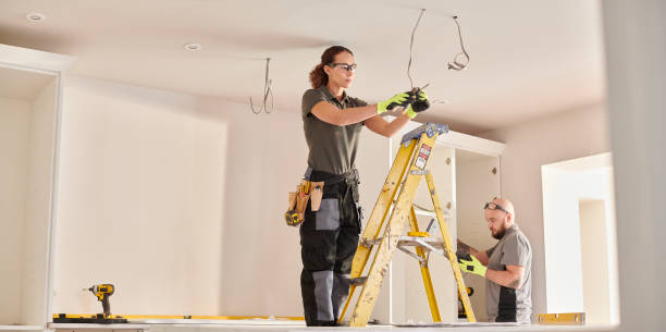 Best Affordable Emergency Electrician  in Southeast Arcadia, FL